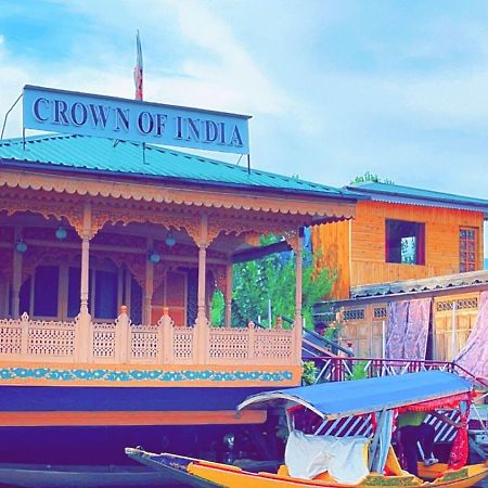 Crown Of India Group Of Houseboats Hotel Srinagar  Exterior photo